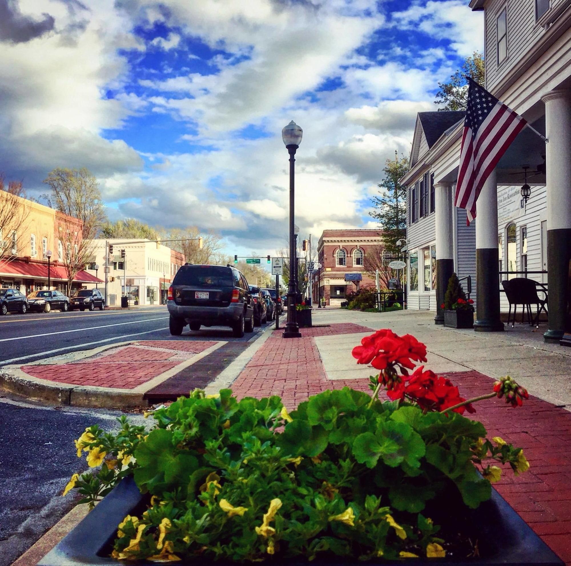 Varios Washington Inn and Tavern