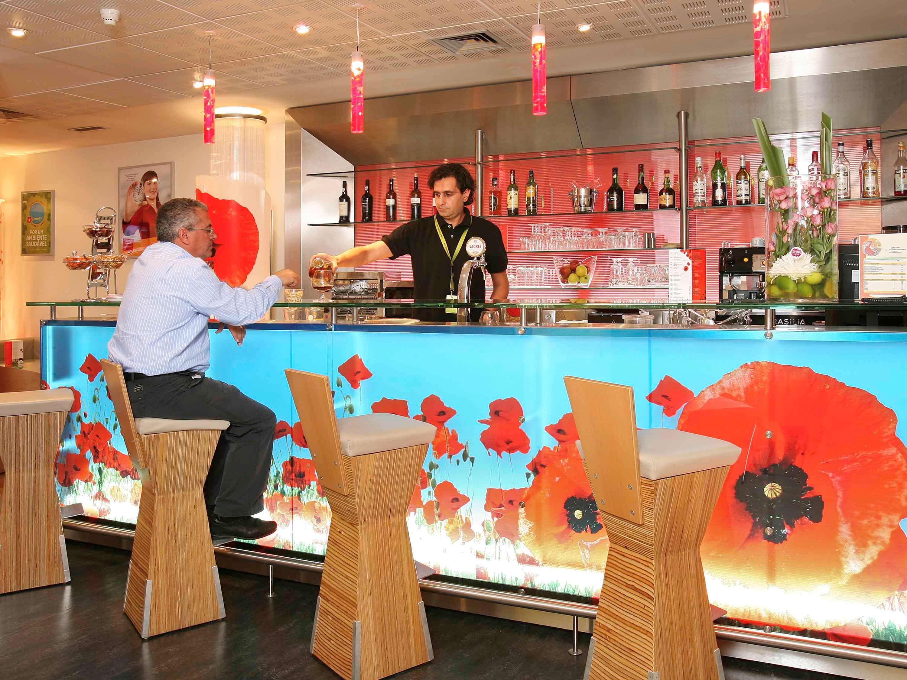 Bar/Salón ibis Braga