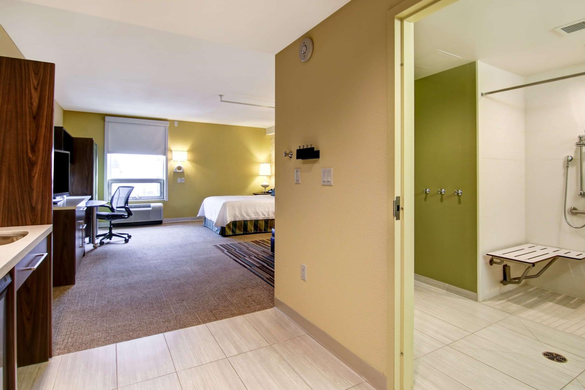 Habitación Home2 Suites by Hilton West Edmonton, Alberta, Canada