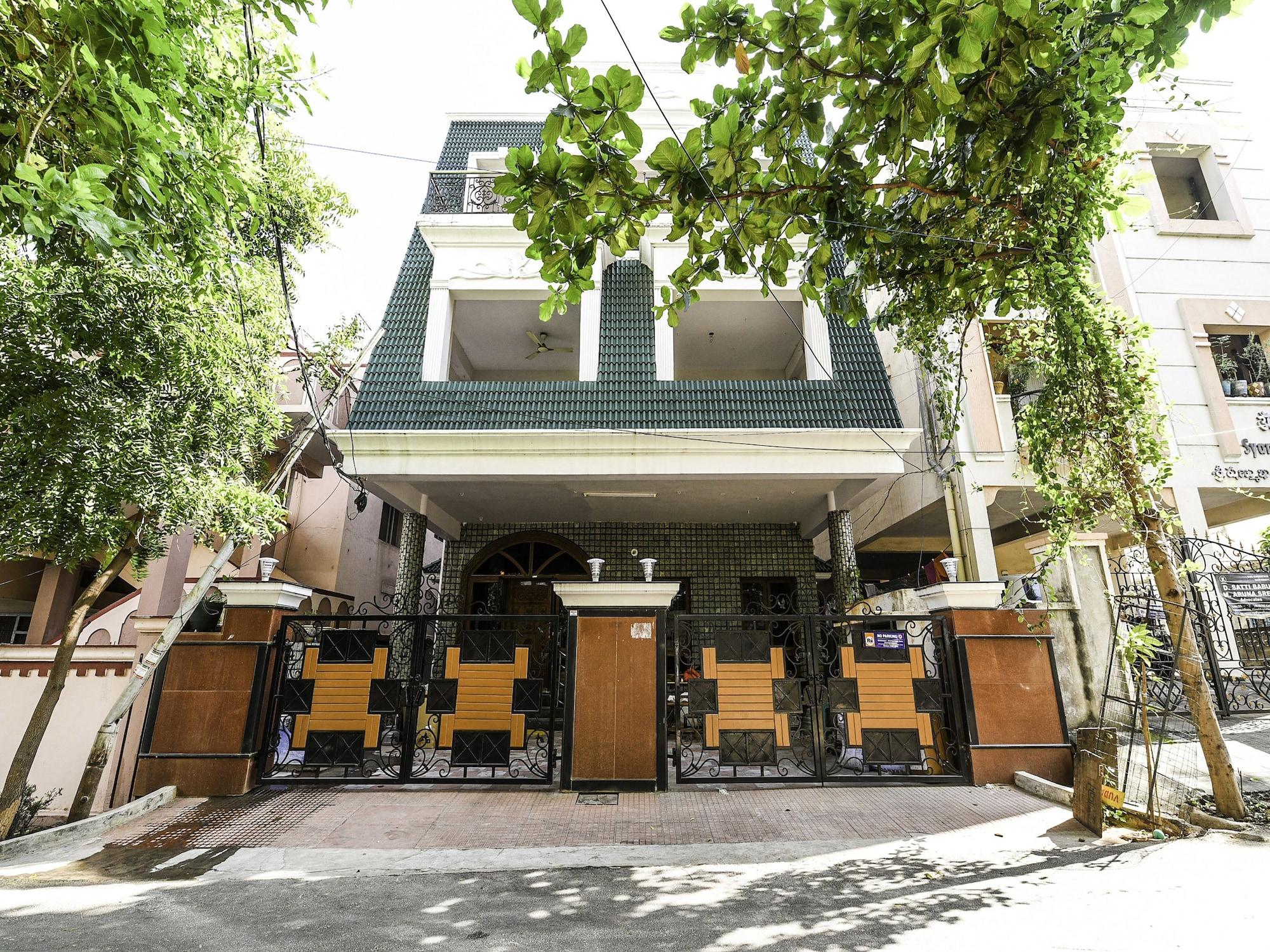 Vista Exterior OYO 22676 Villa 56