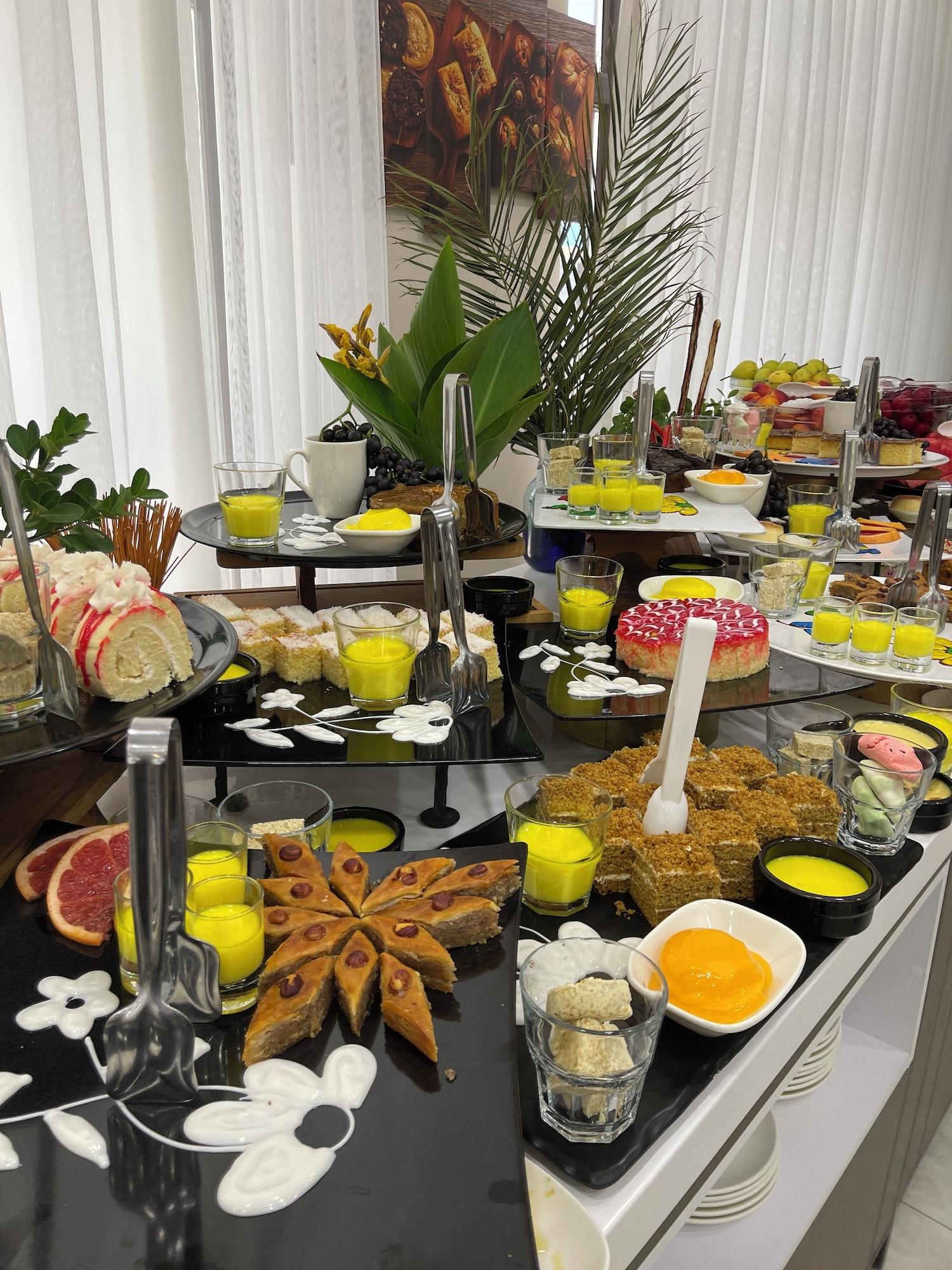 Restaurant Sun City Hotel & Spa Naftalan