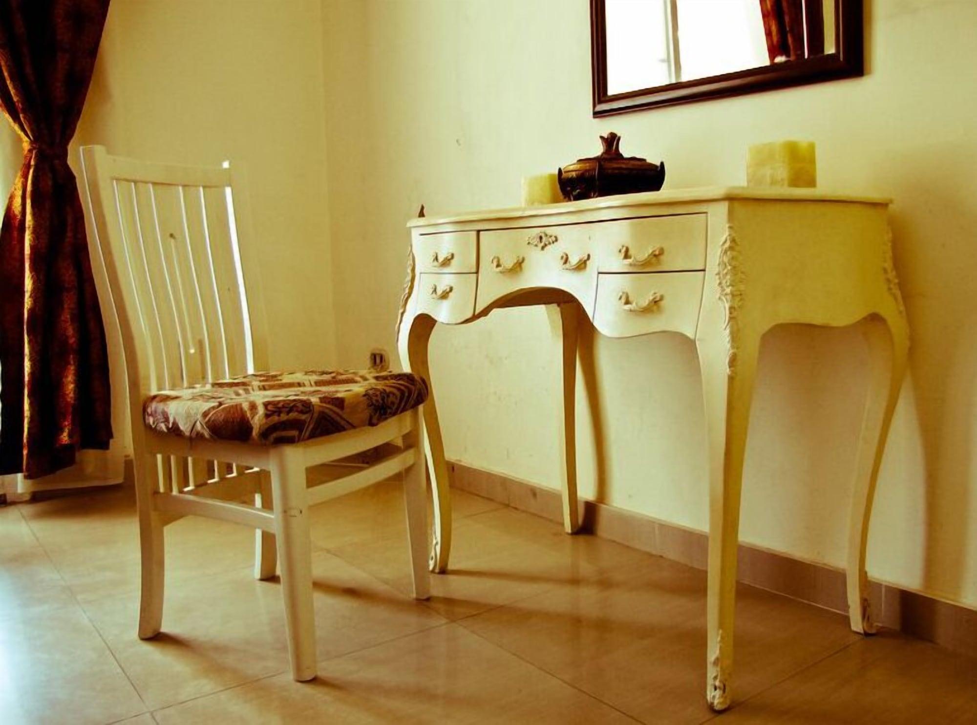 Set de Habitación Alexander the Great Hotel - Alexotel
