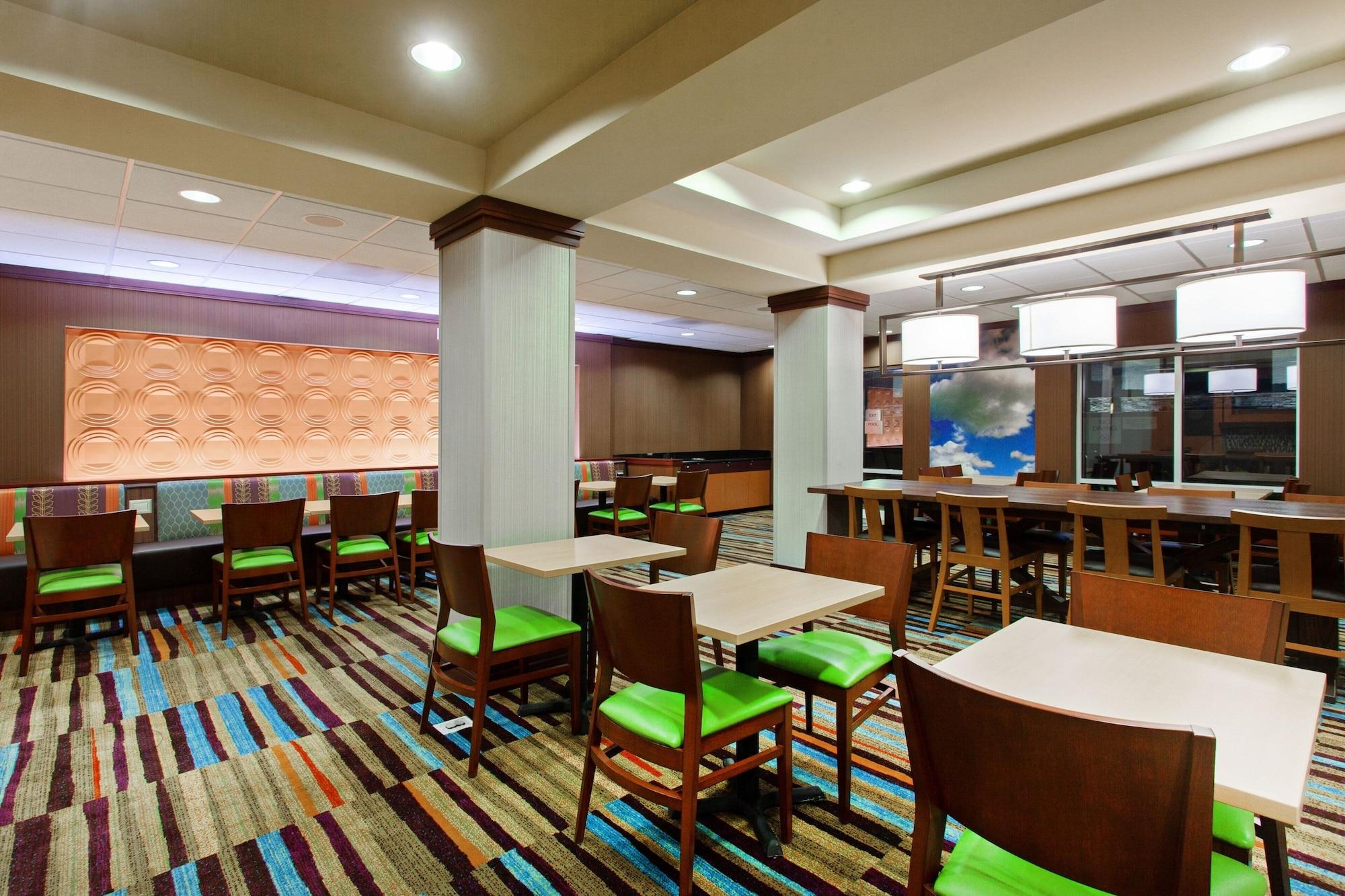 Restaurant Fairfield Inn & Suites by Marriott Los Angeles West Covina