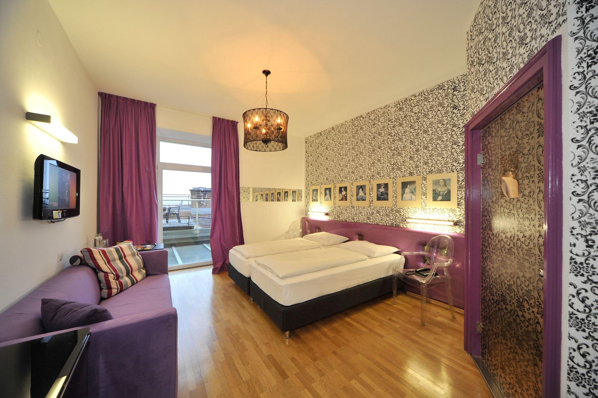 Habitación Erlebnis Post - Hotel mit EigenART
