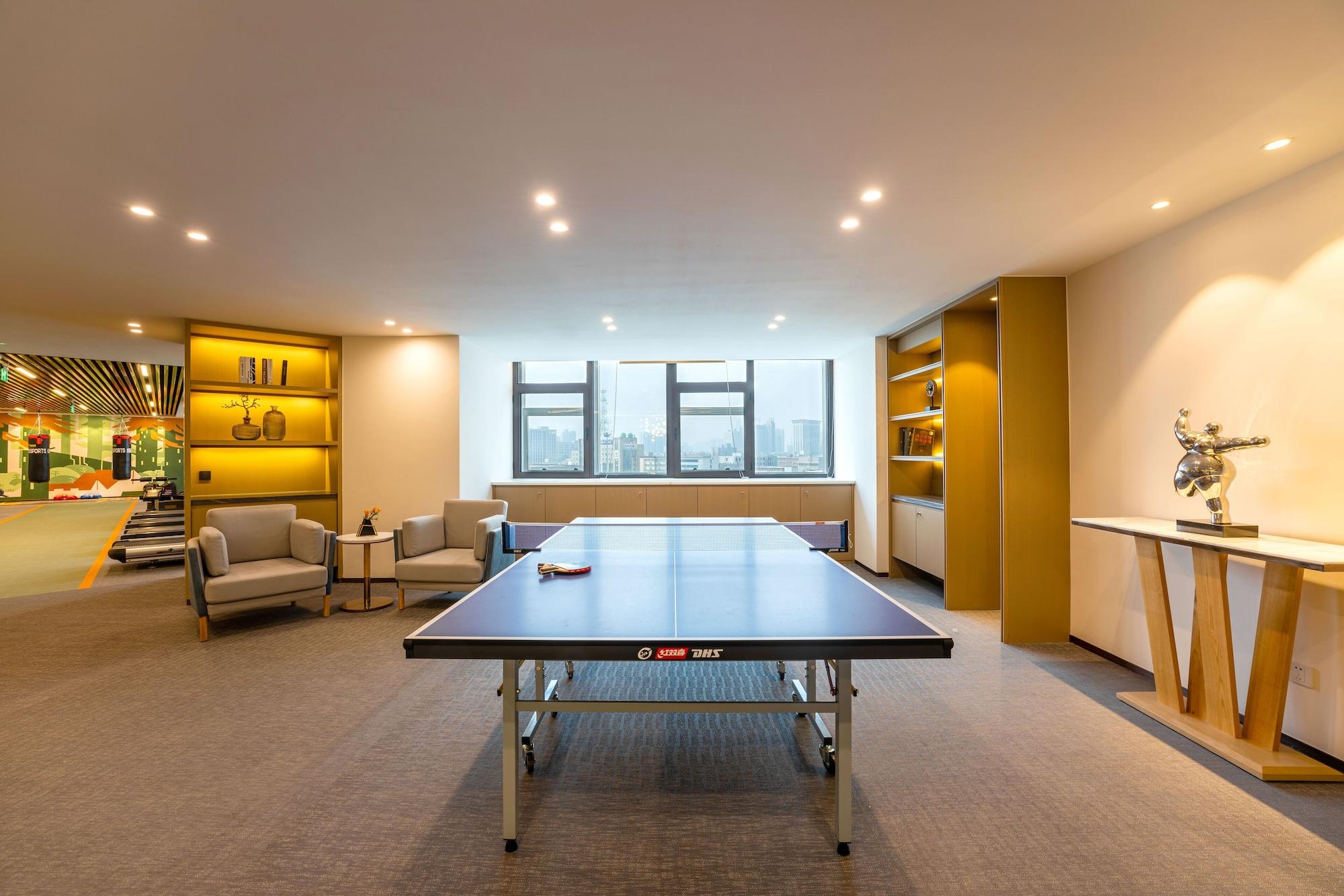 Gimnasio Yun-Zen Jinling World Trade Plaza Hotel