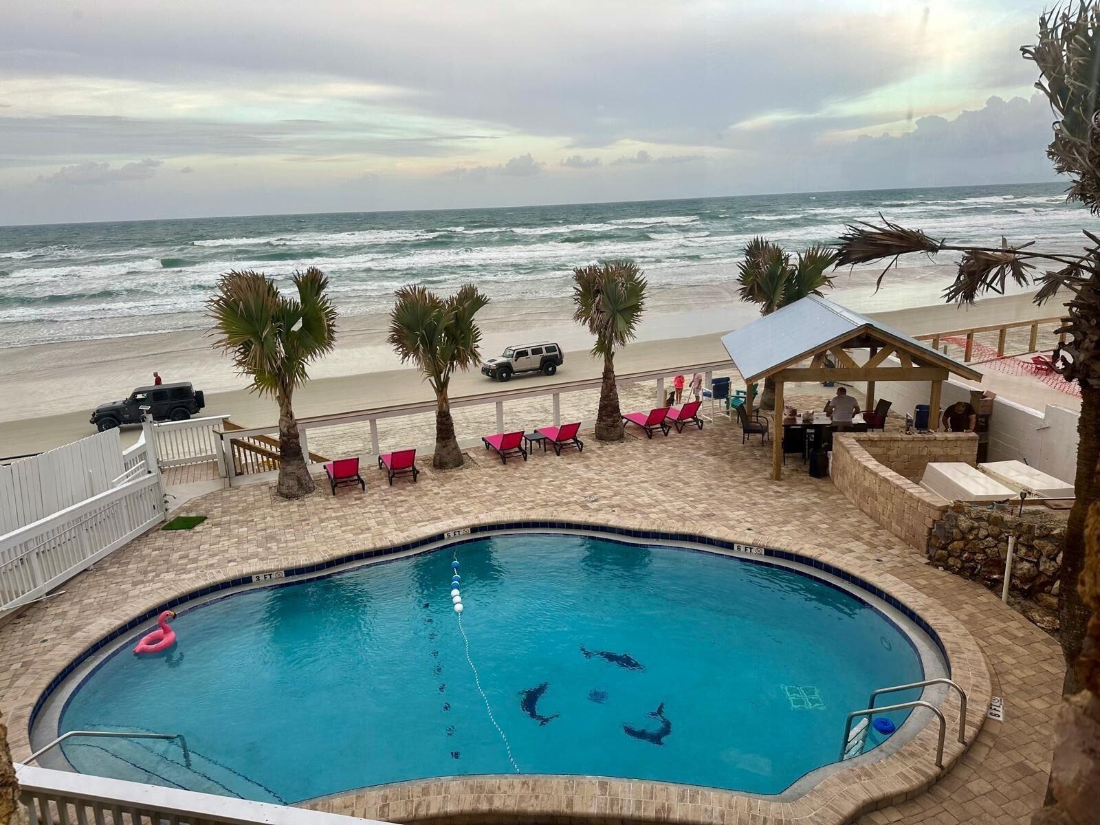 Playa Flamingo Inn Beachfront
