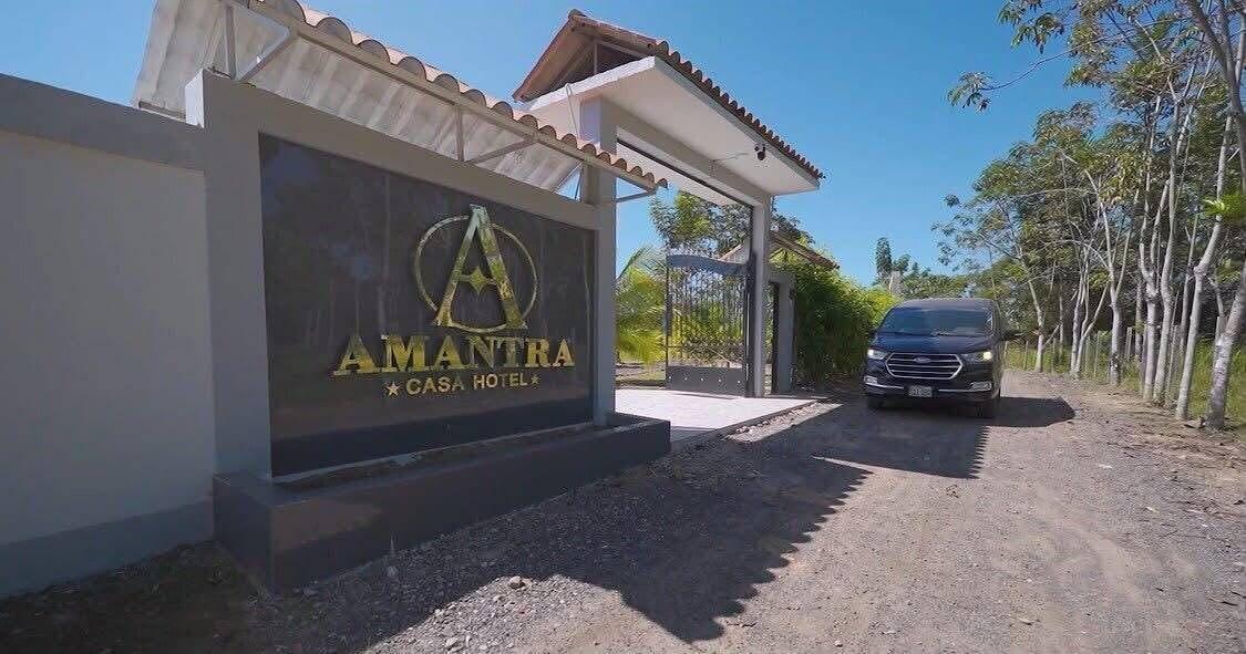 Vista Exterior Casa Hotel Amantra