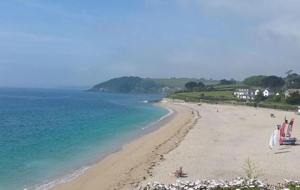 Playa Rosemullion Hotel