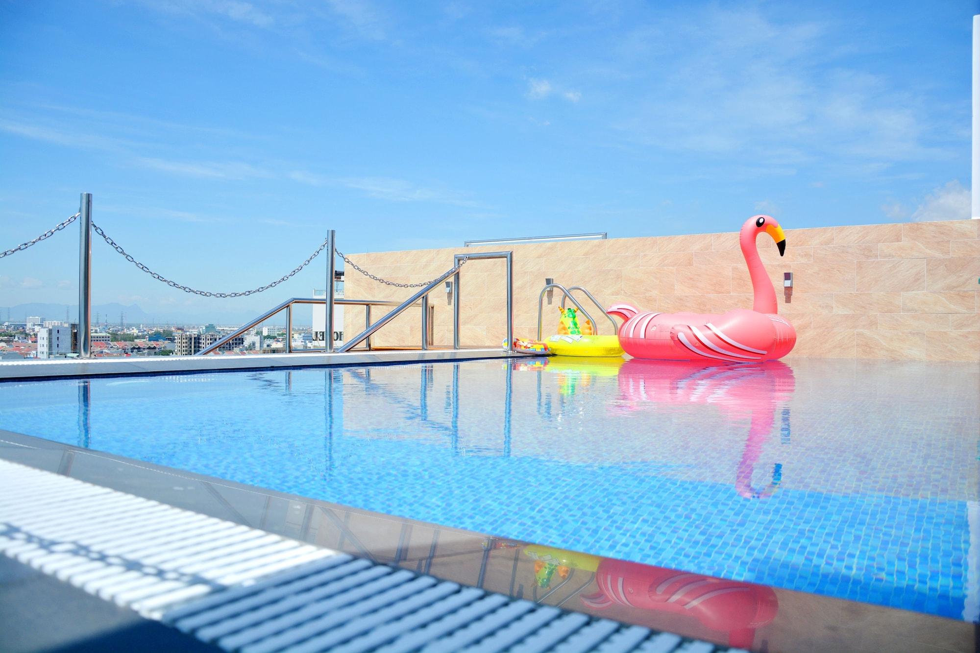 Vista Piscina Richico Apartments And Hotel