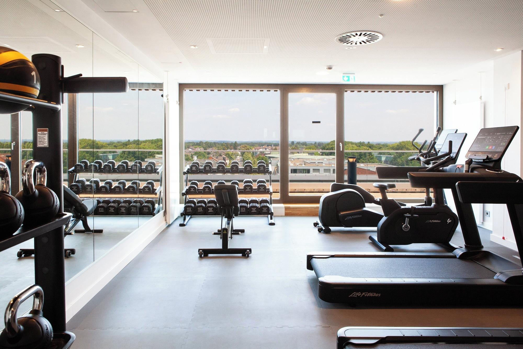 Gimnasio Holiday Inn Express & Suites Monheim Am Rhein by IHG