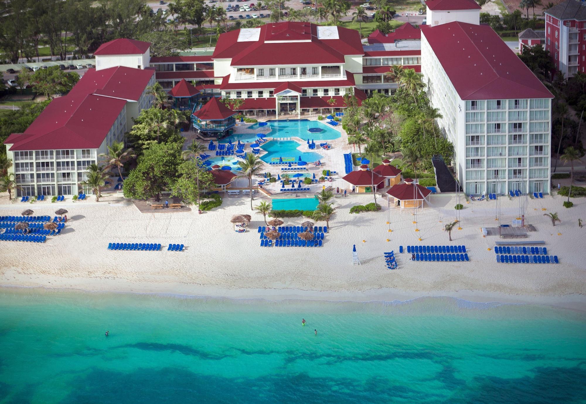 Vista Exterior Breezes Resort Bahamas All Inclusive