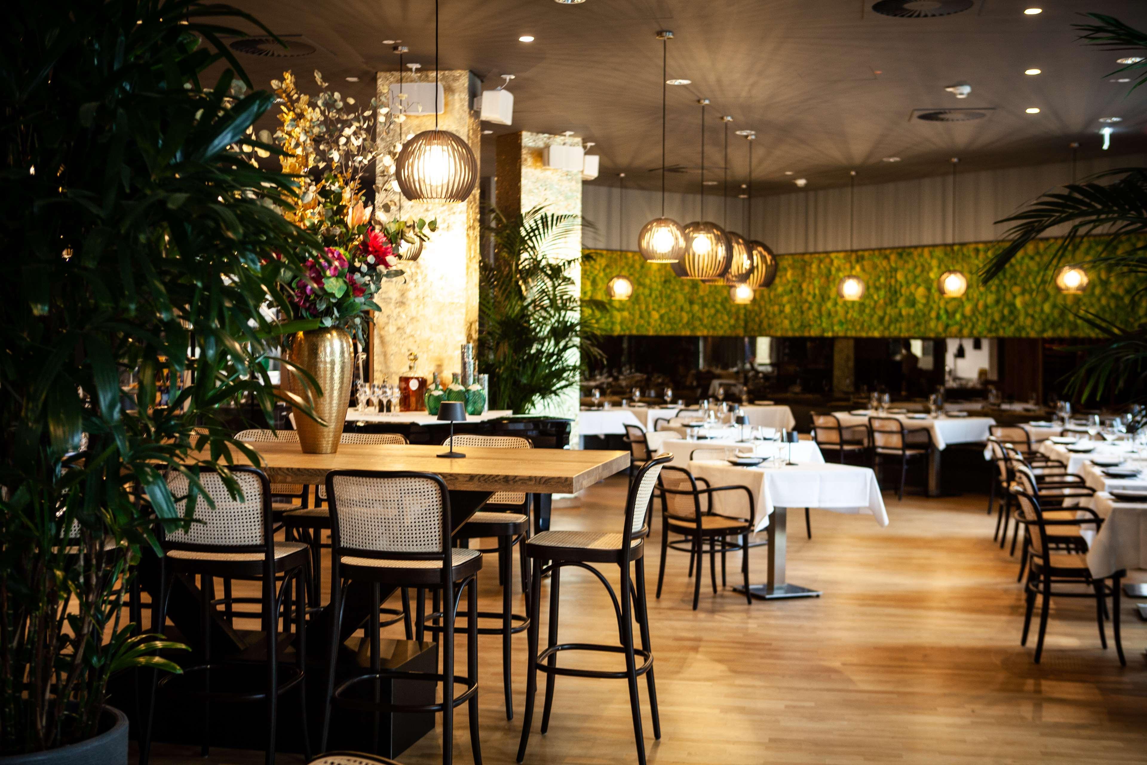 Restaurant Adina Apartment Hotel Wiesbaden