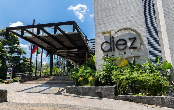 Diez Hotel Categoria