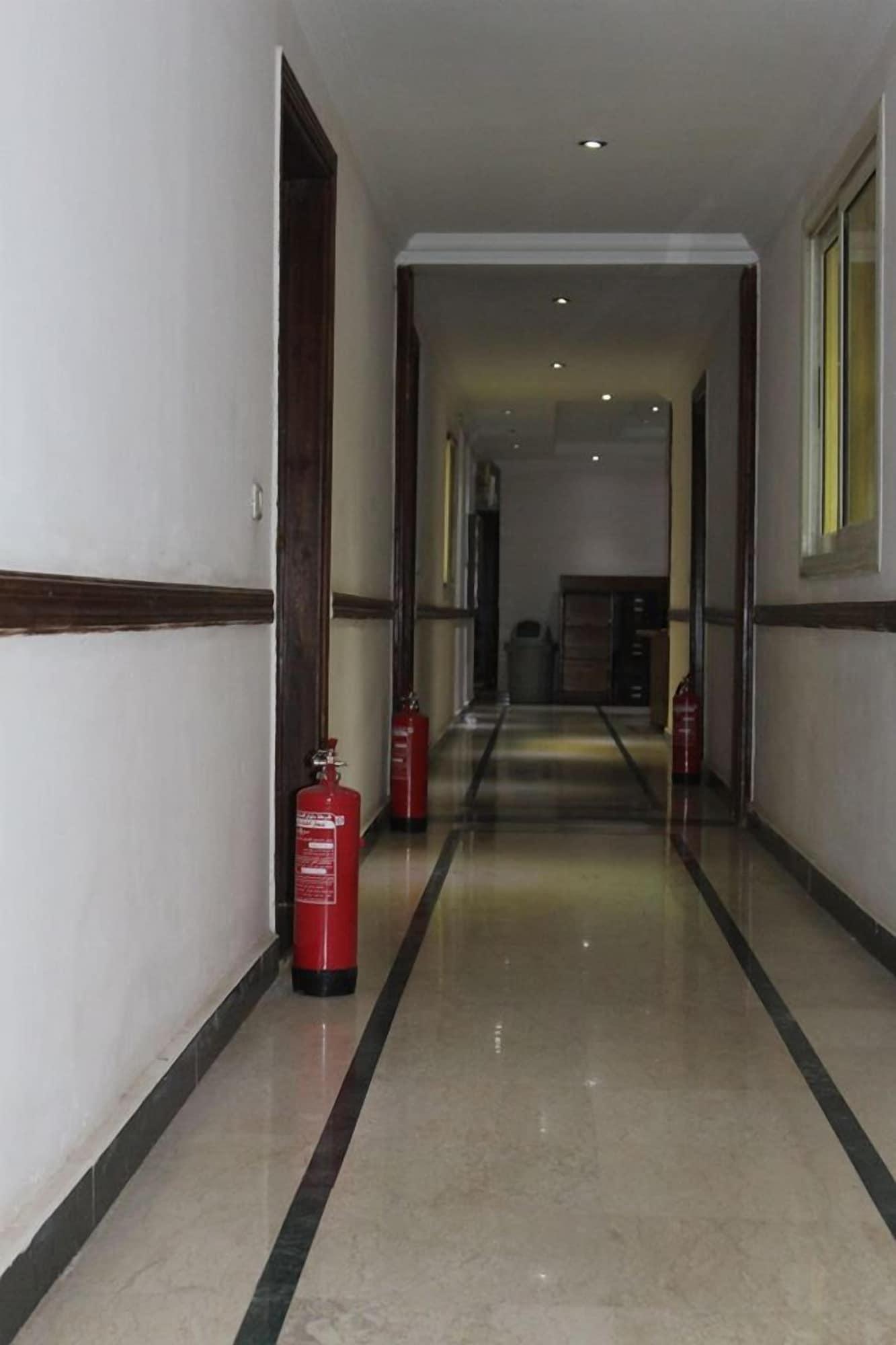 Varios Heliopolis Rock Residence
