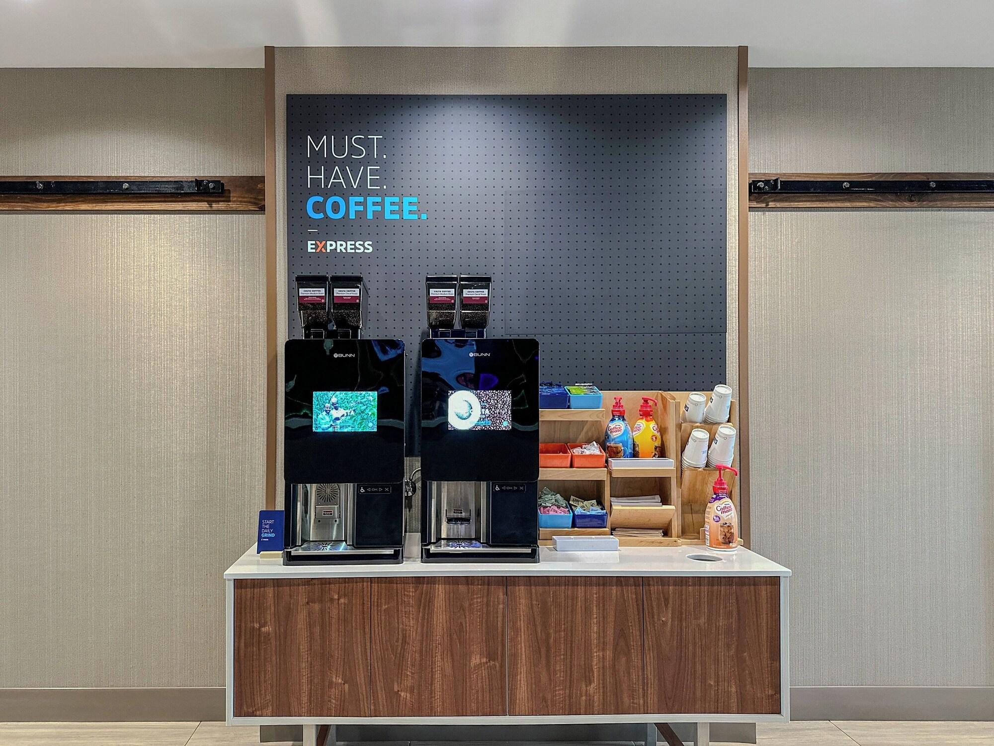 Restaurant Holiday Inn Express & Suites Logan by IHG