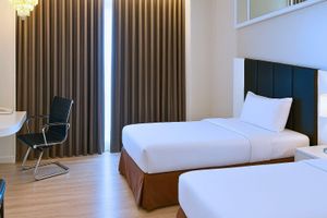 Alojamiento - The Grantage Hotel & Sky Lounge