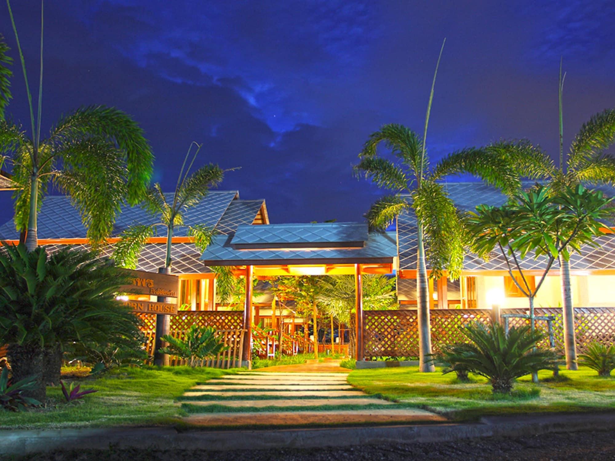 Vista Lobby Baan Siriporn Resort
