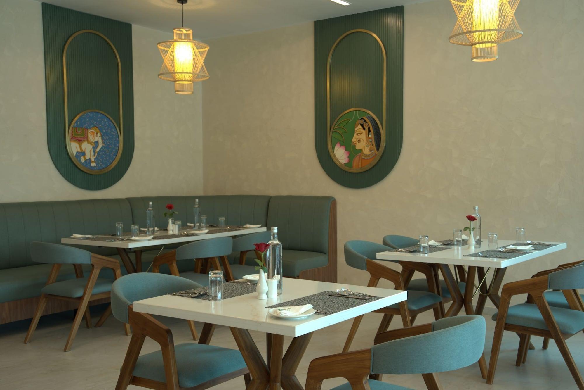 Restaurant Arcor Hotels Mysuru