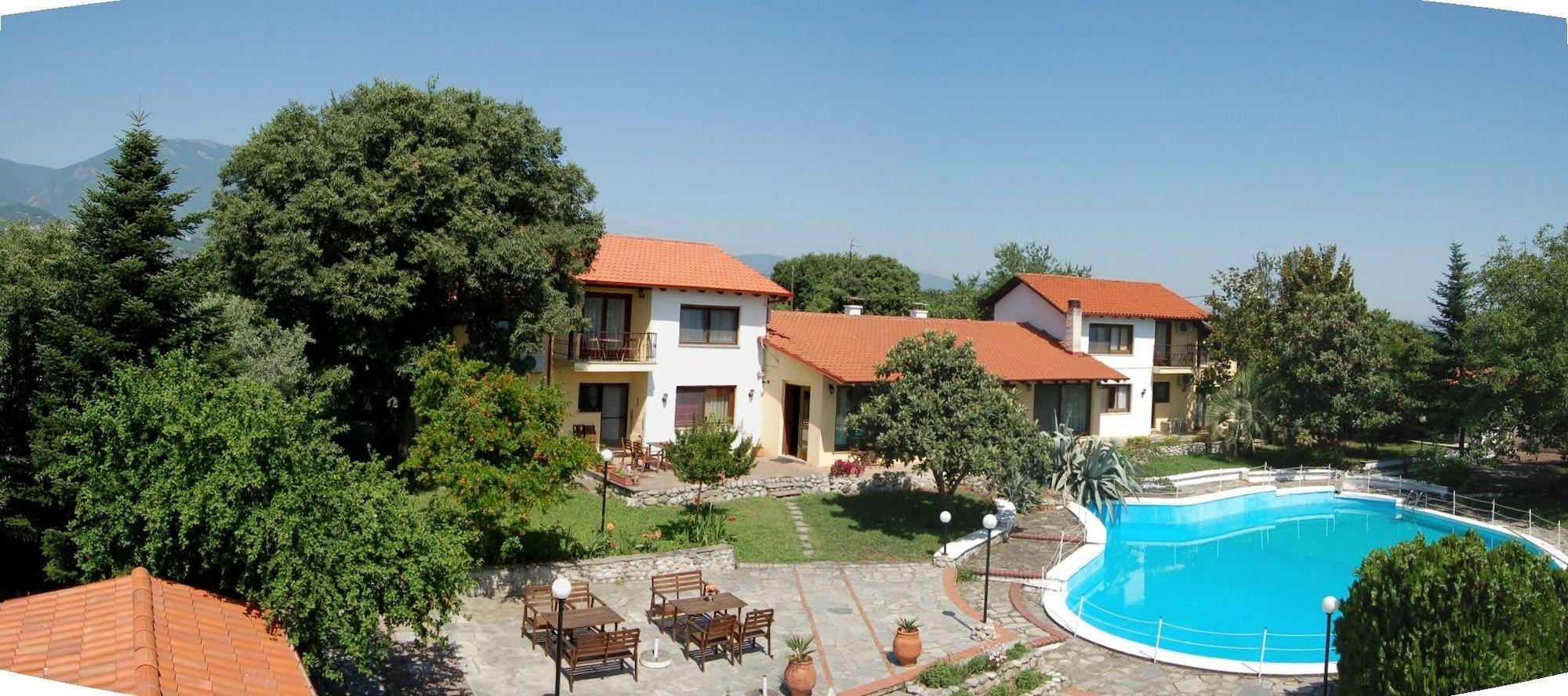 Varios Villa Anthemia