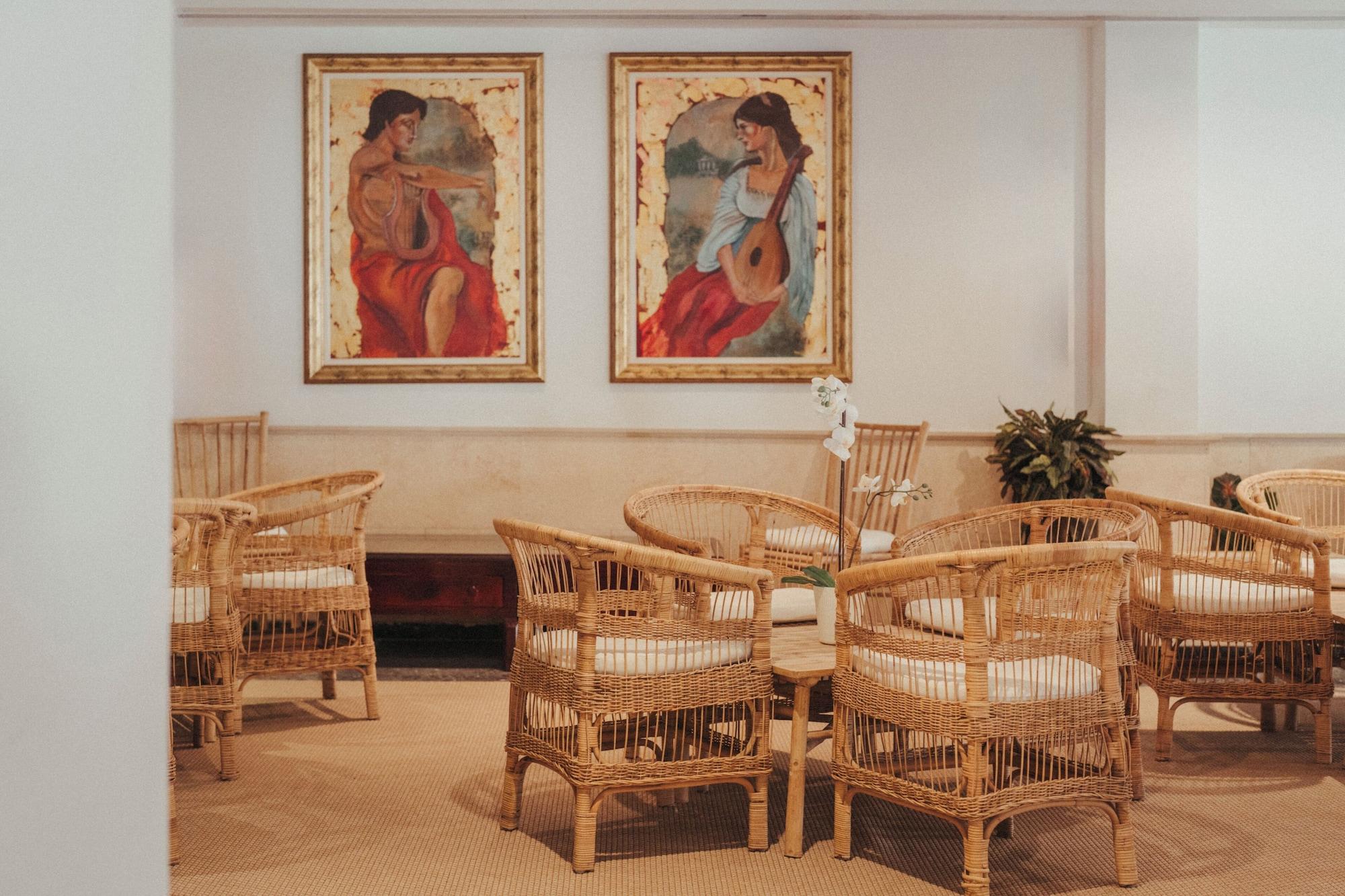 Vista Lobby Hotel ROC Oberoy - Adults Only