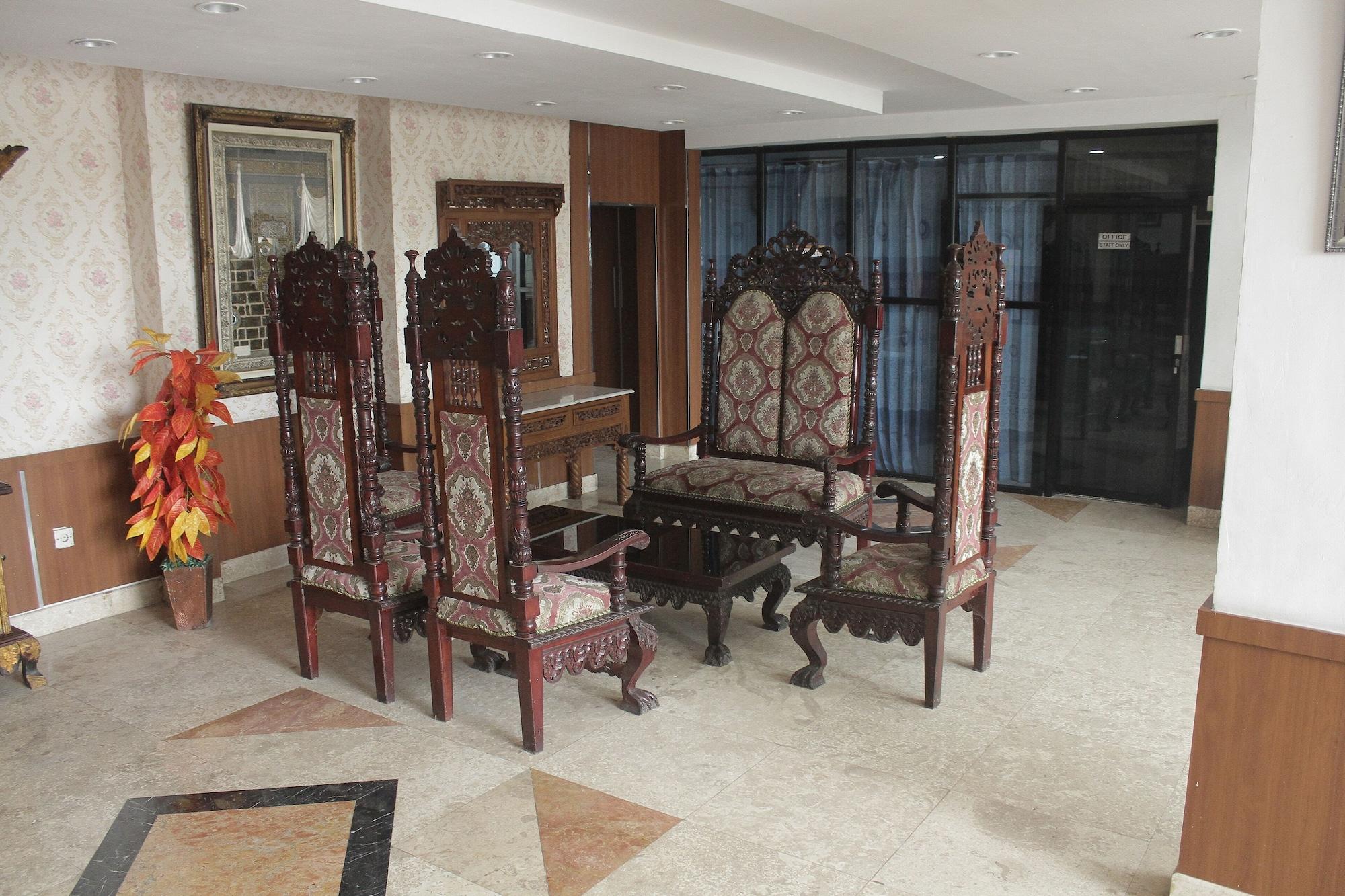 Vista Lobby Grand Malaka Ethical Hotel