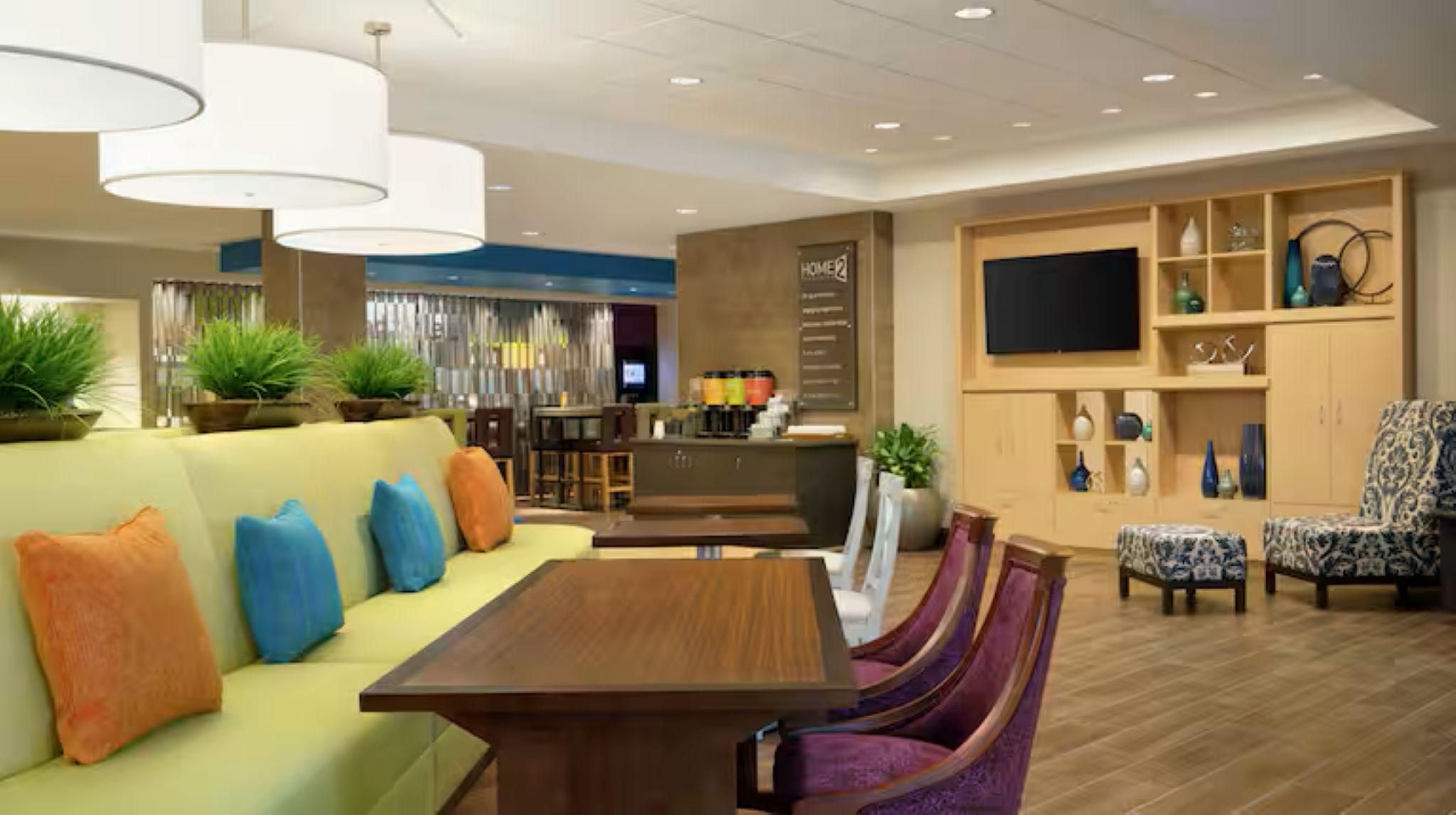 Vista Lobby Home2 Suites By Hilton Newberry