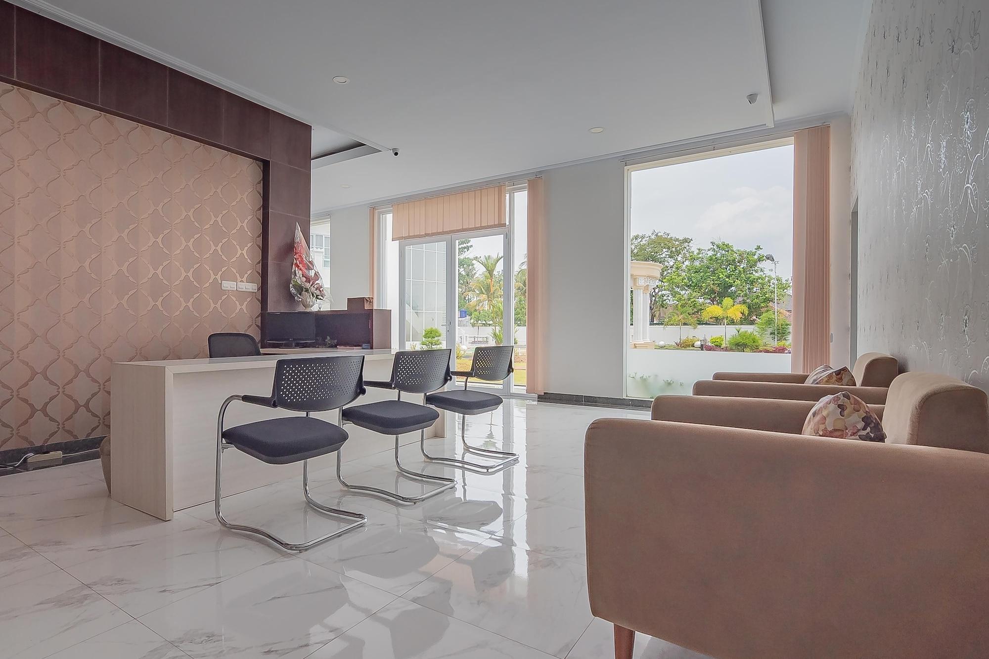 Vista Lobby RedDoorz Syariah @ Villa Grand Mutiara Tasikmalaya