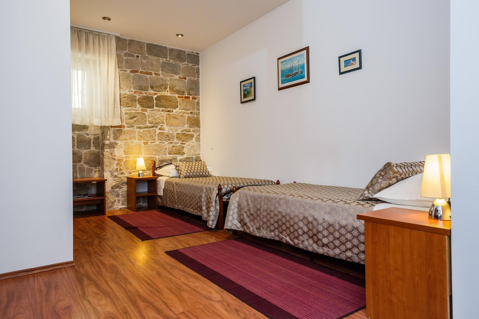 Habitación Villa Spaladium