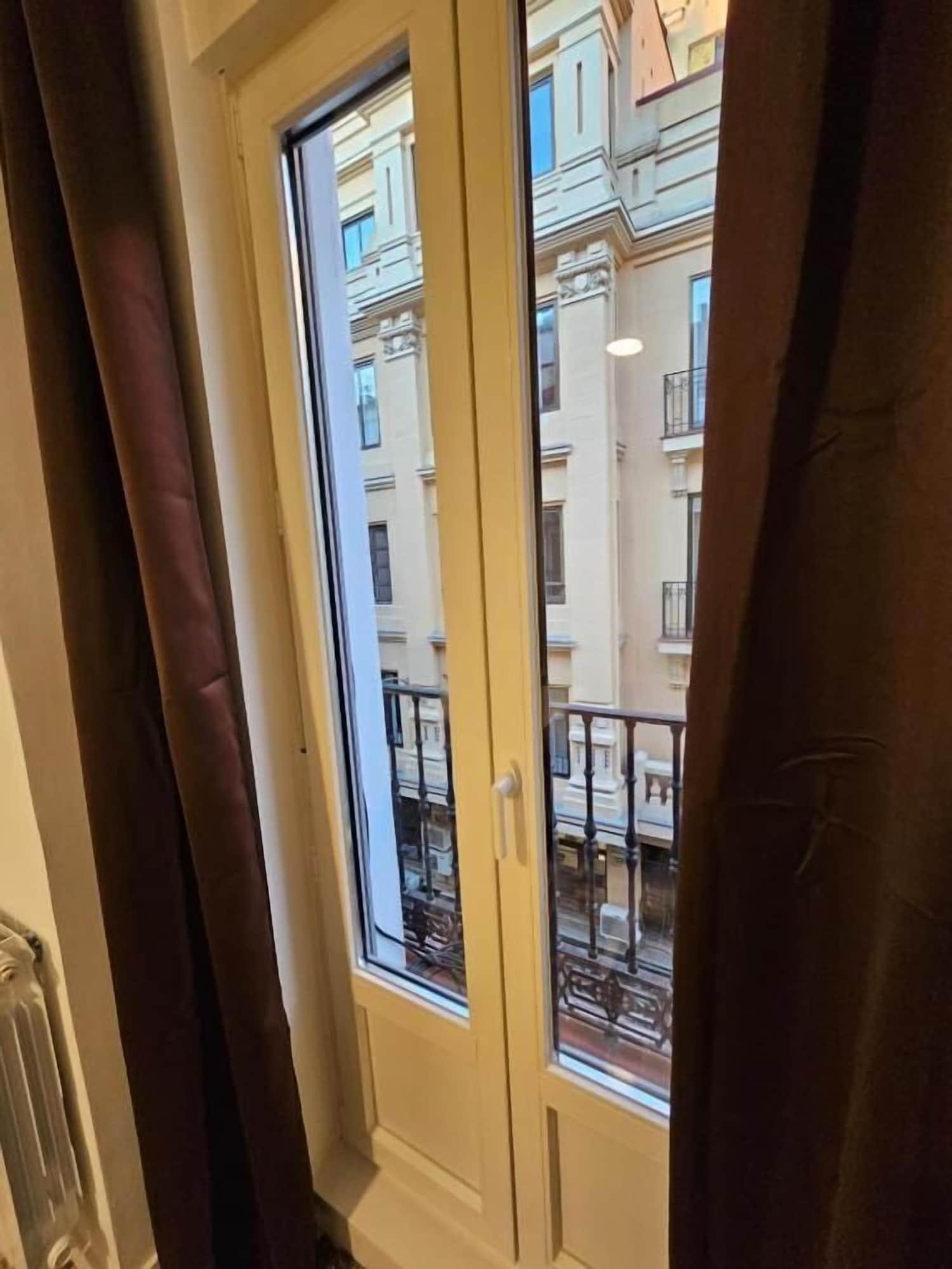 Comodidades del Alojamiento Hostal Andrea Gran Via
