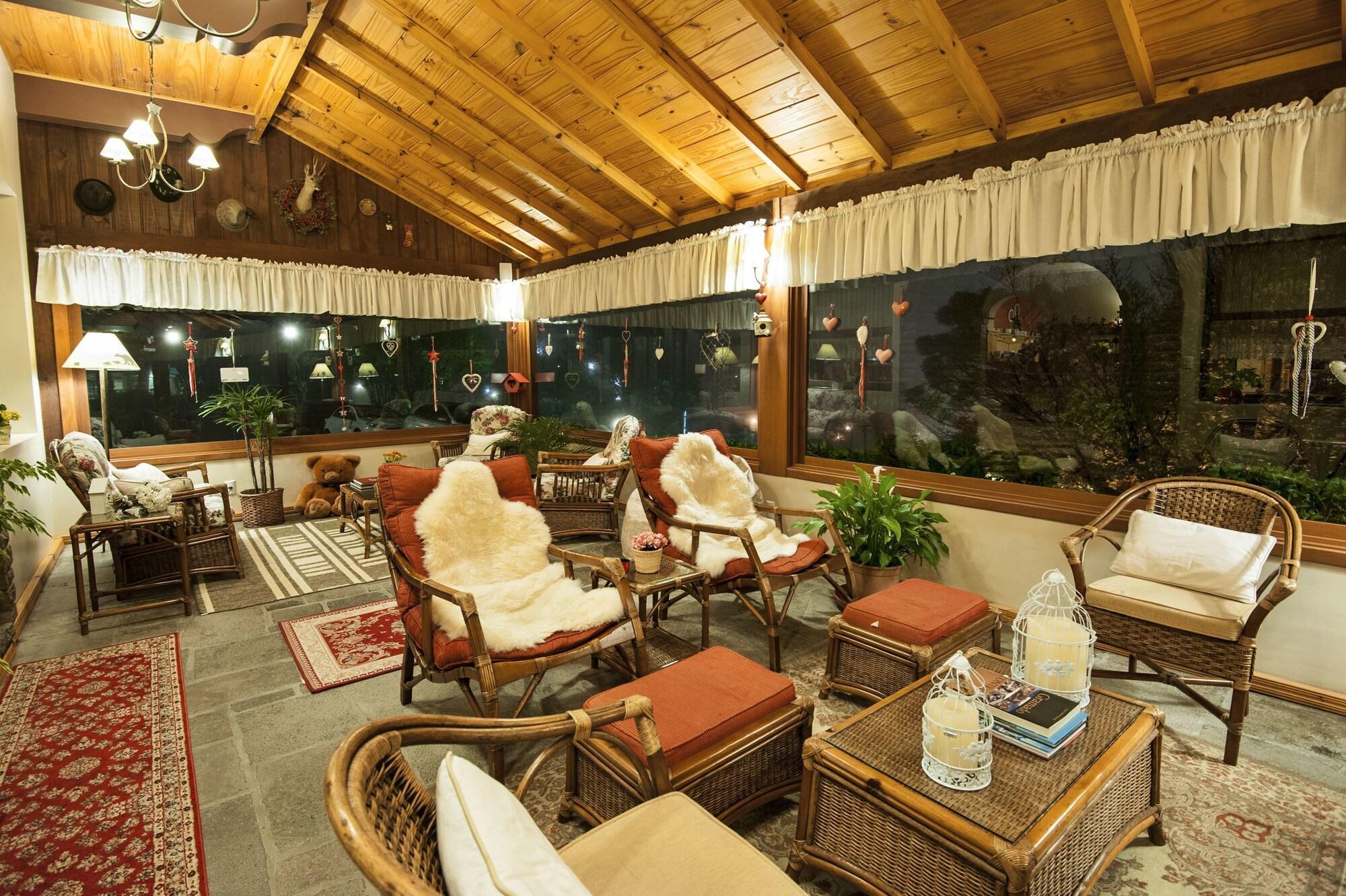 Bar/Salón Hotel das Hortênsias