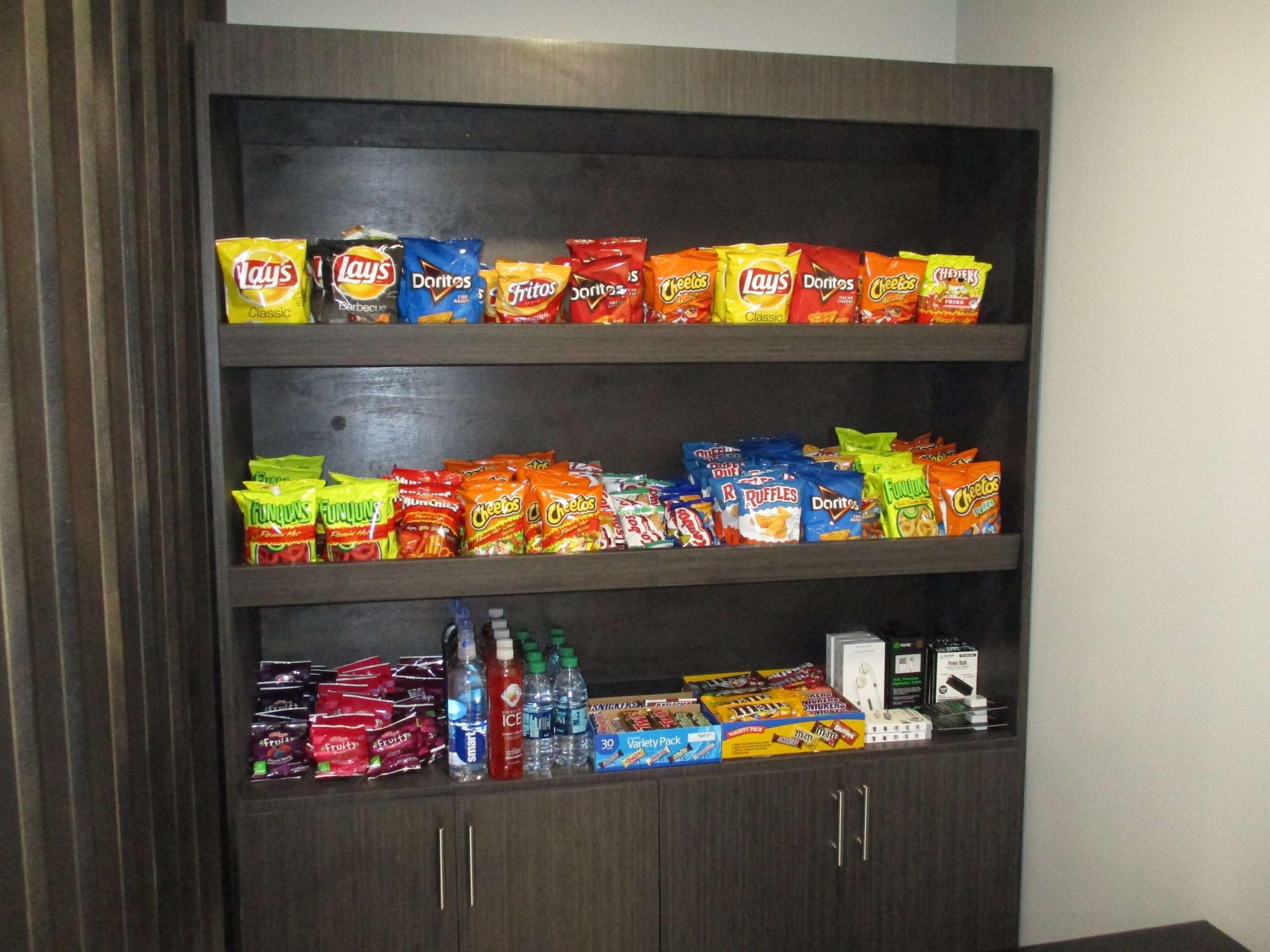 Bar/Salón Best Western Plus Bloomington East Hotel