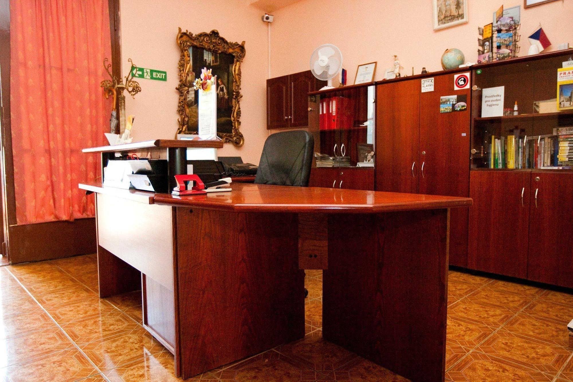 Vista Lobby Hotel Marie Luisa