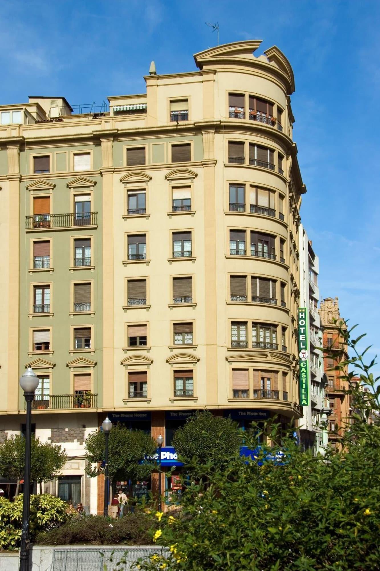 Vista Exterior Hotel Castilla