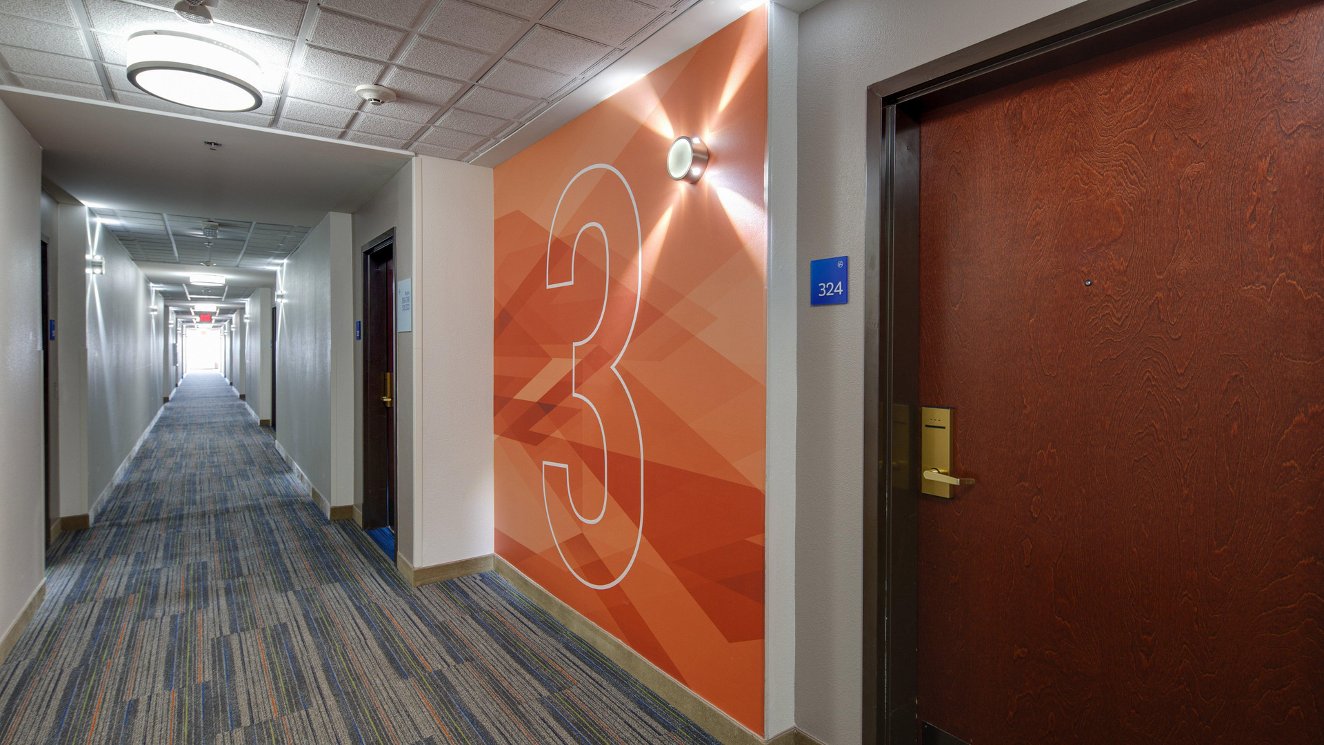 Vista Lobby Hol. Inn Exp.   Detroit - Farmington Hills