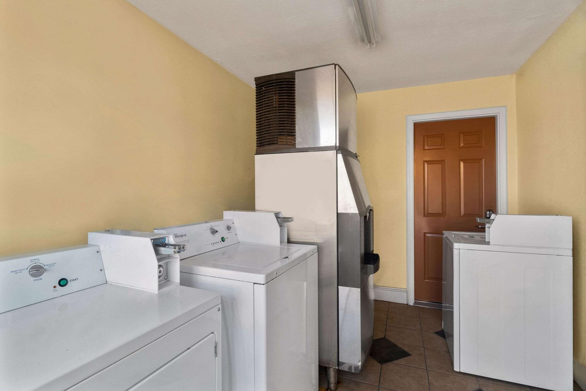 Comodidades del Alojamiento Econo Lodge Cornersville