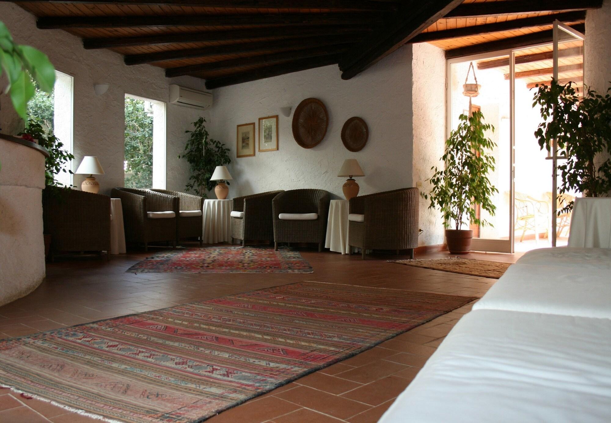 Vista Lobby Villa Mediterranea