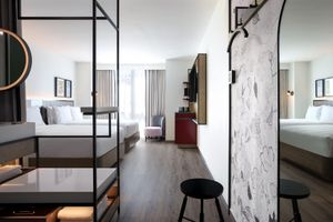 Alojamiento - Renaissance New York Flushing Hotel at Tangram