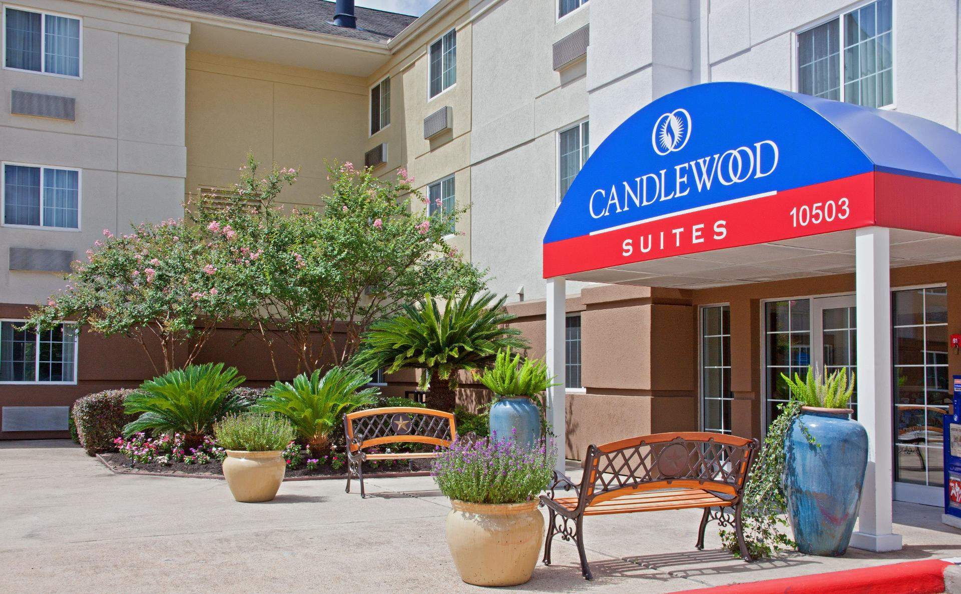 Vista Exterior Sonesta Simply Suites Houston CityCentre I-10 West