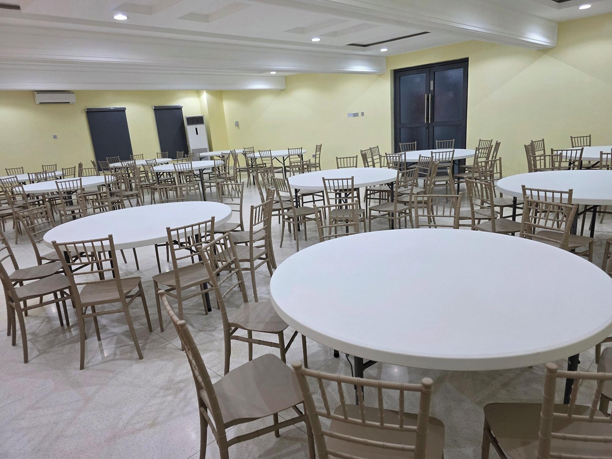 Restaurant Movela Hotels Limited