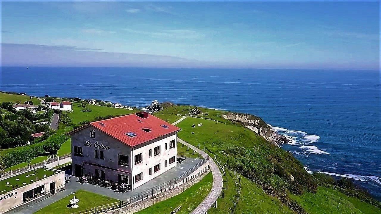 Vista Exterior Hotel La Colina