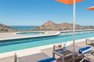 Pacote - Hampton Inn & Suites by Hilton Los Cabos