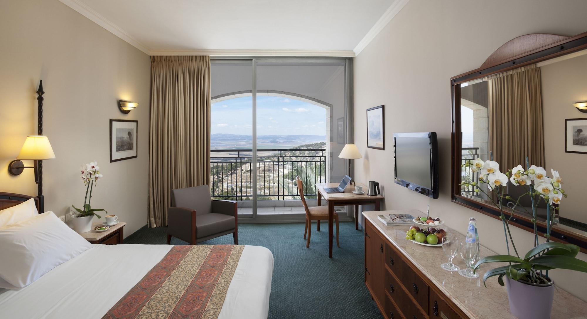 Habitación Golden Crown Hotel