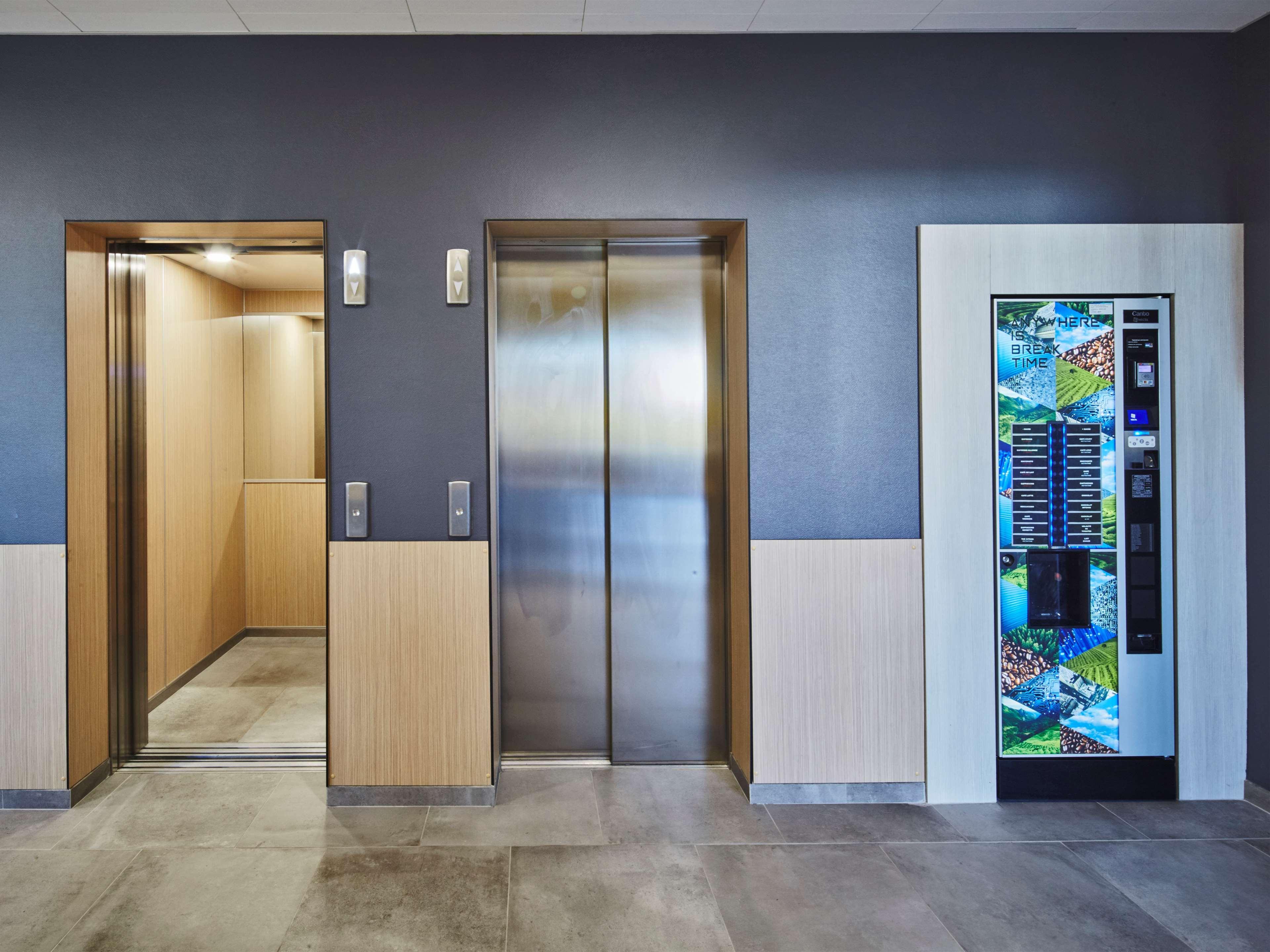 Vista Lobby Kyriad ECO - Clermont Ferrand Estaing