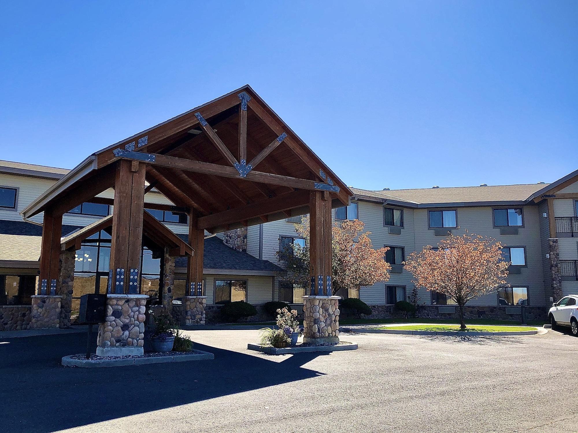 Vista Exterior AmericInn by Wyndham Rexburg BYUI