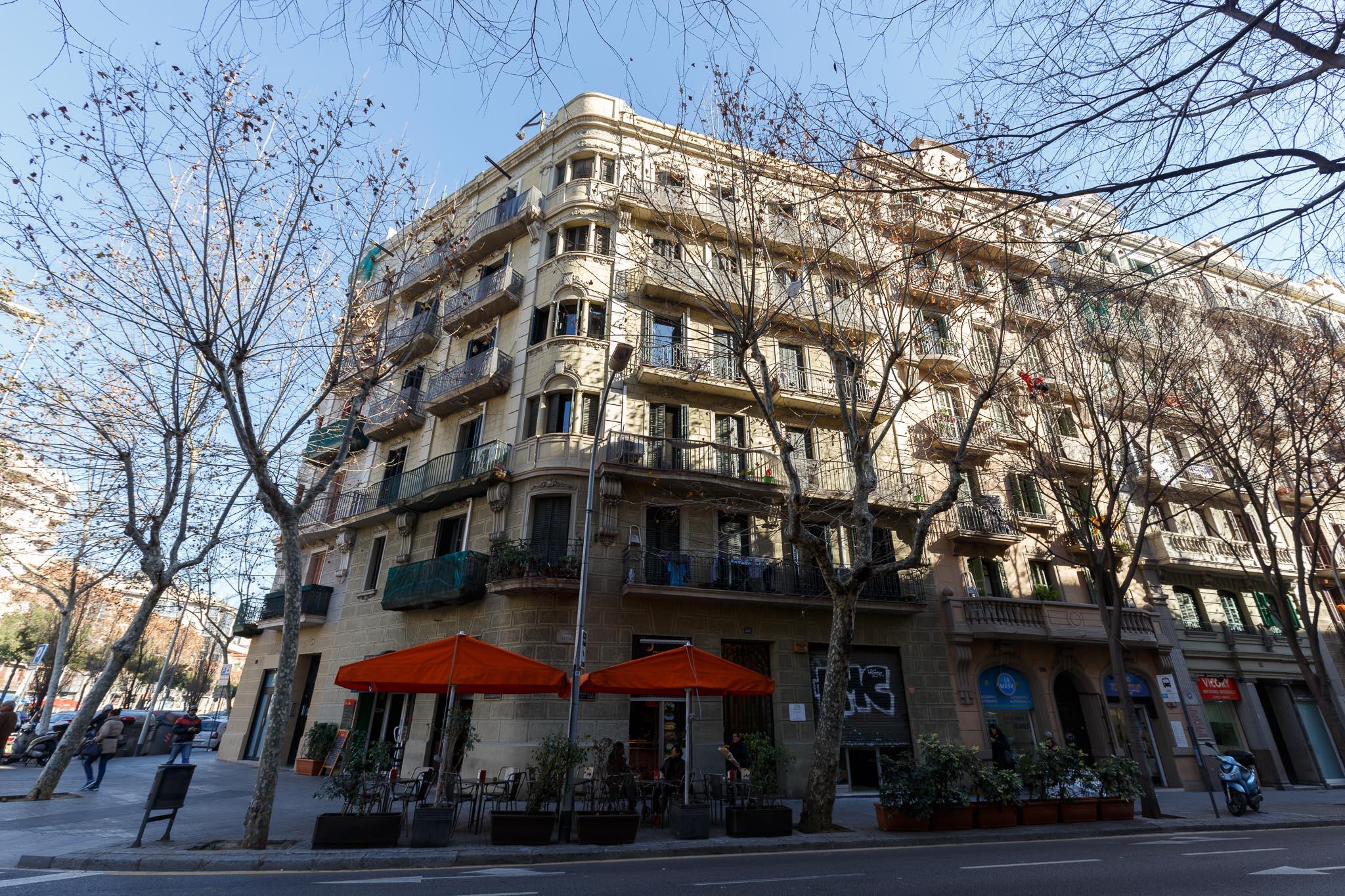 Vista Exterior AinB Eixample Miró Apartments