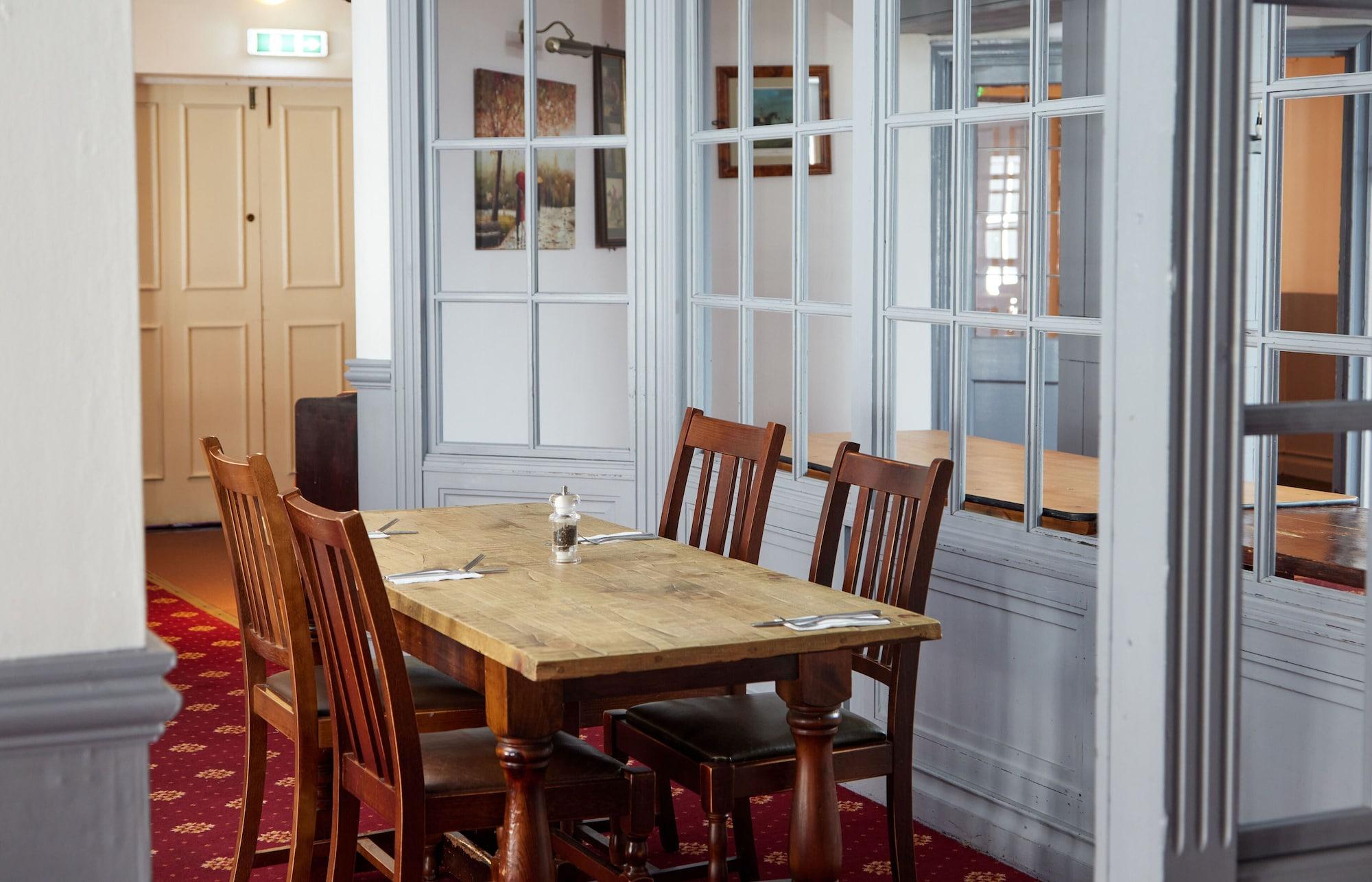 Vista Lobby Bear Hotel Havant by Greene King Inns