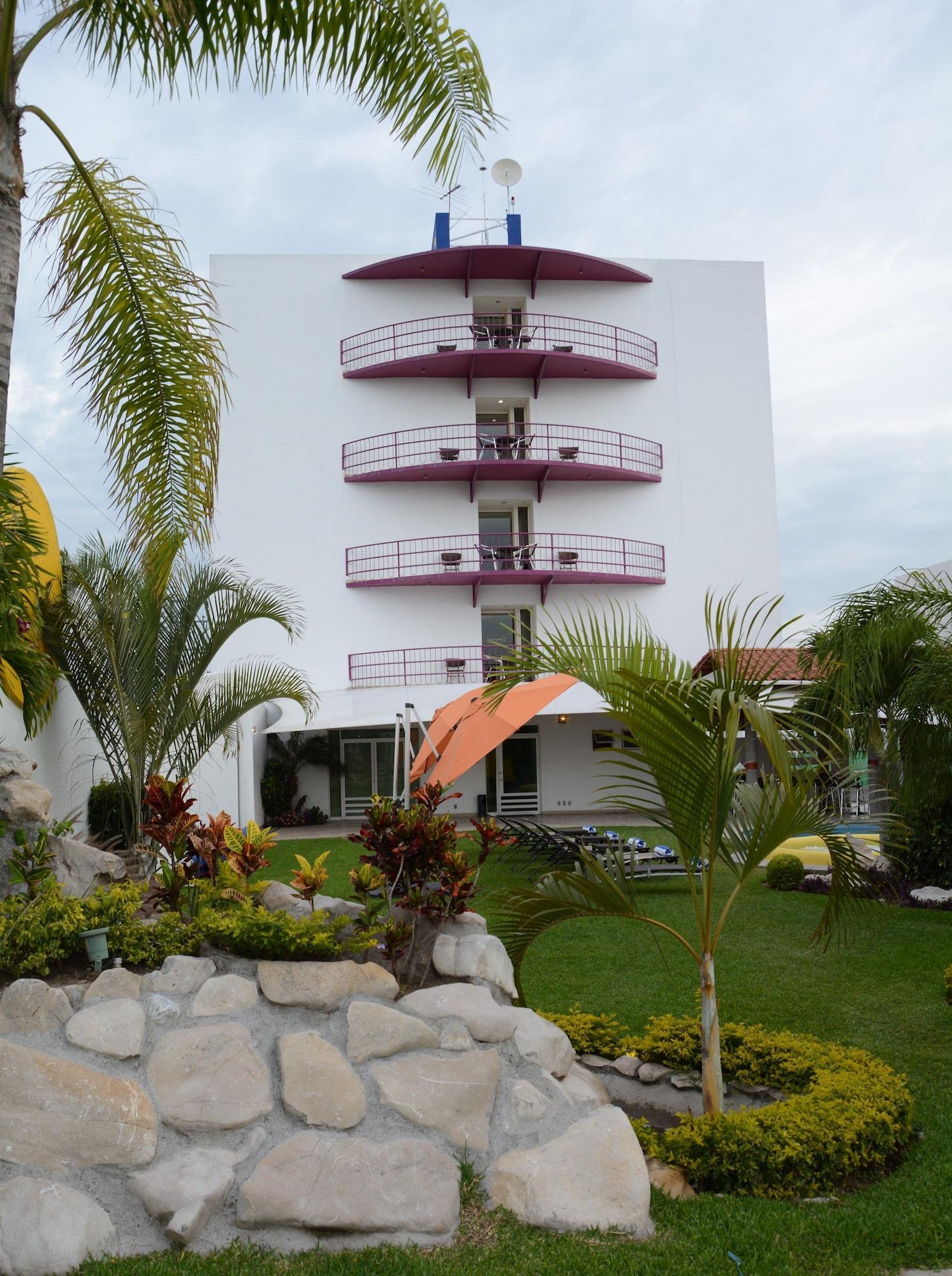 Vista Exterior Hotel Mágico Inn