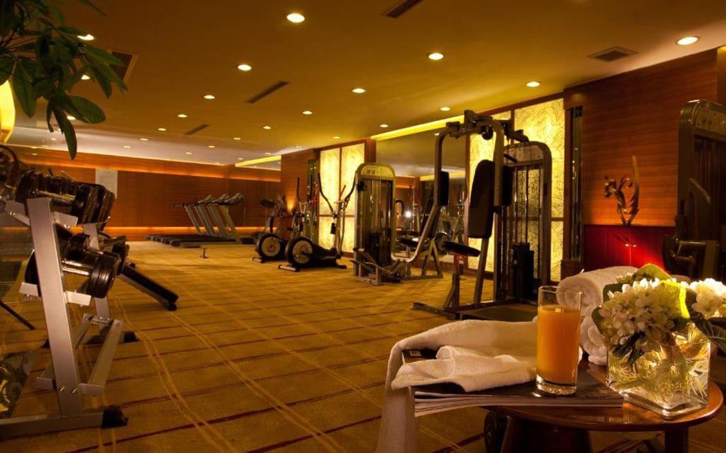 Gimnasio Huaqiao New Century Grand Hotel