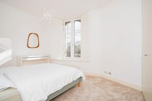 Alquiler Vacacional - 2Bed 1Bath next to Embankment Station 1 minute with London Eye View