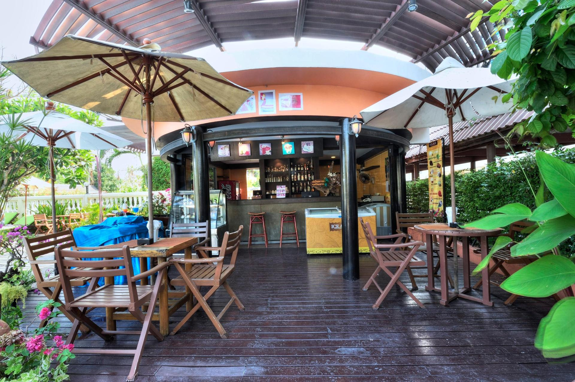 Bar/Salón Jomtien Garden Hotel & Resort
